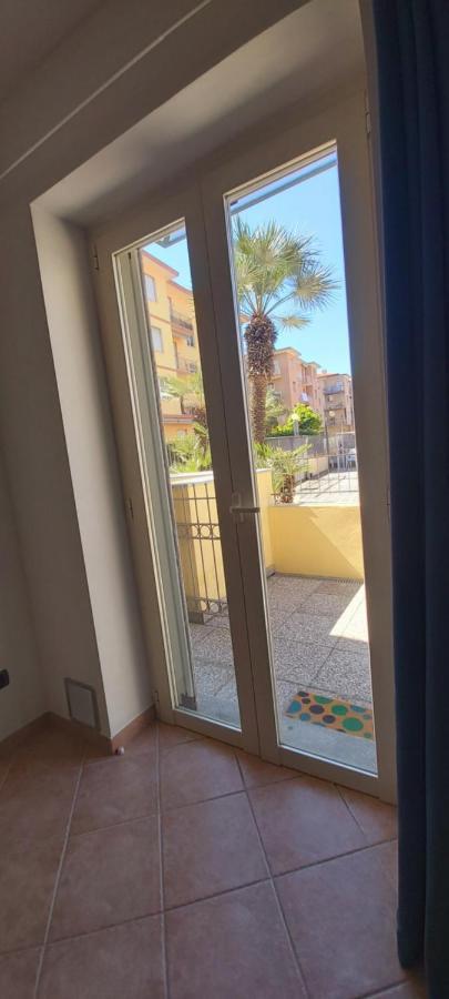 Appartamento La Spiaggia Бордихера Екстериор снимка